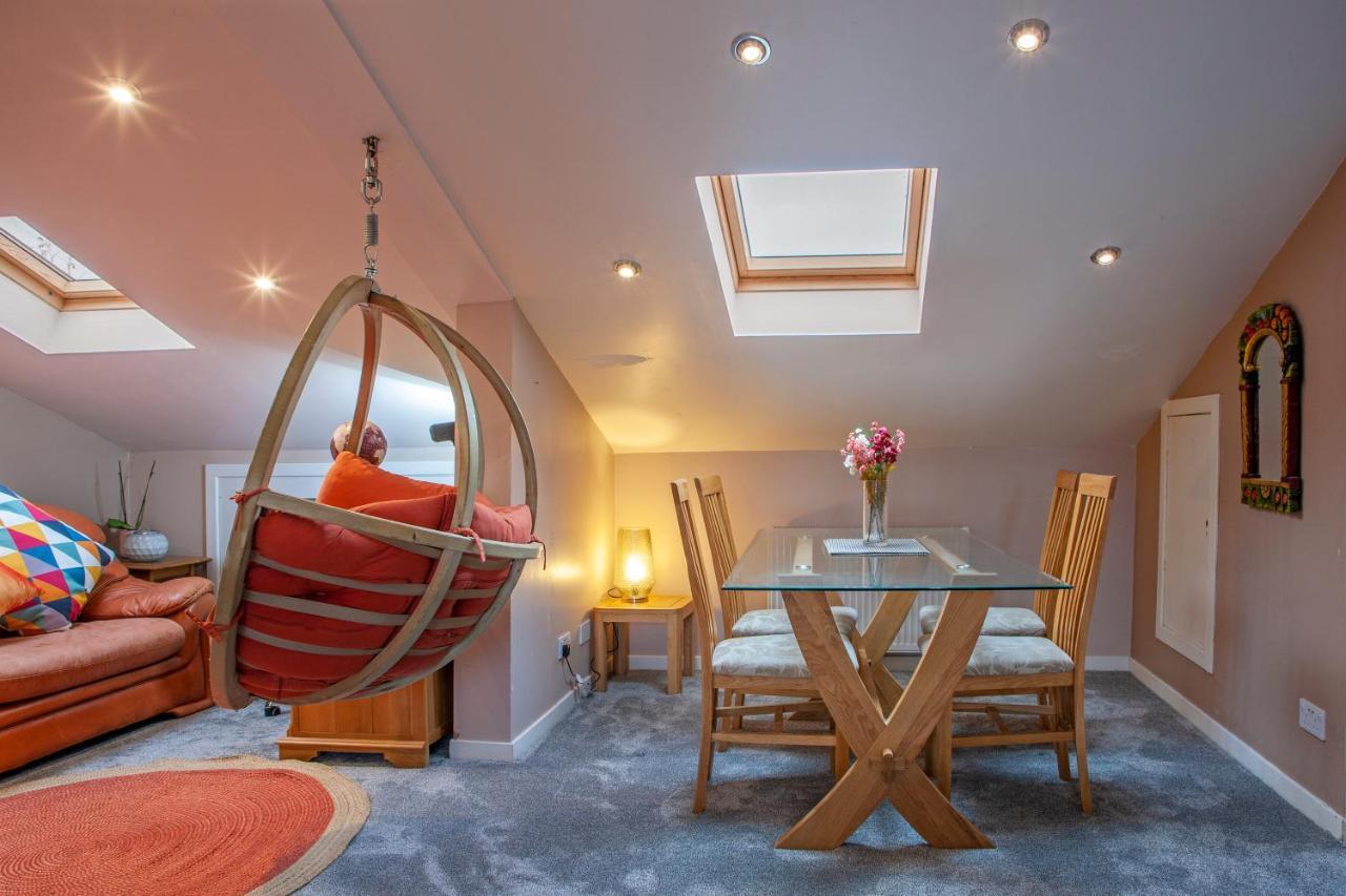 Premium 2Nd Floor 2 Bed Apt Sleeps 4 Adults In Oban Town Екстериор снимка