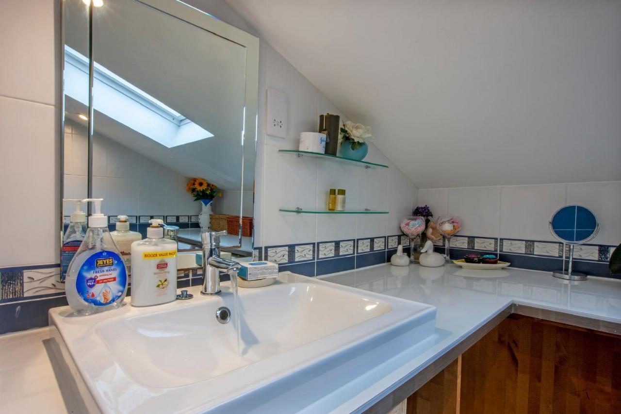 Premium 2Nd Floor 2 Bed Apt Sleeps 4 Adults In Oban Town Екстериор снимка